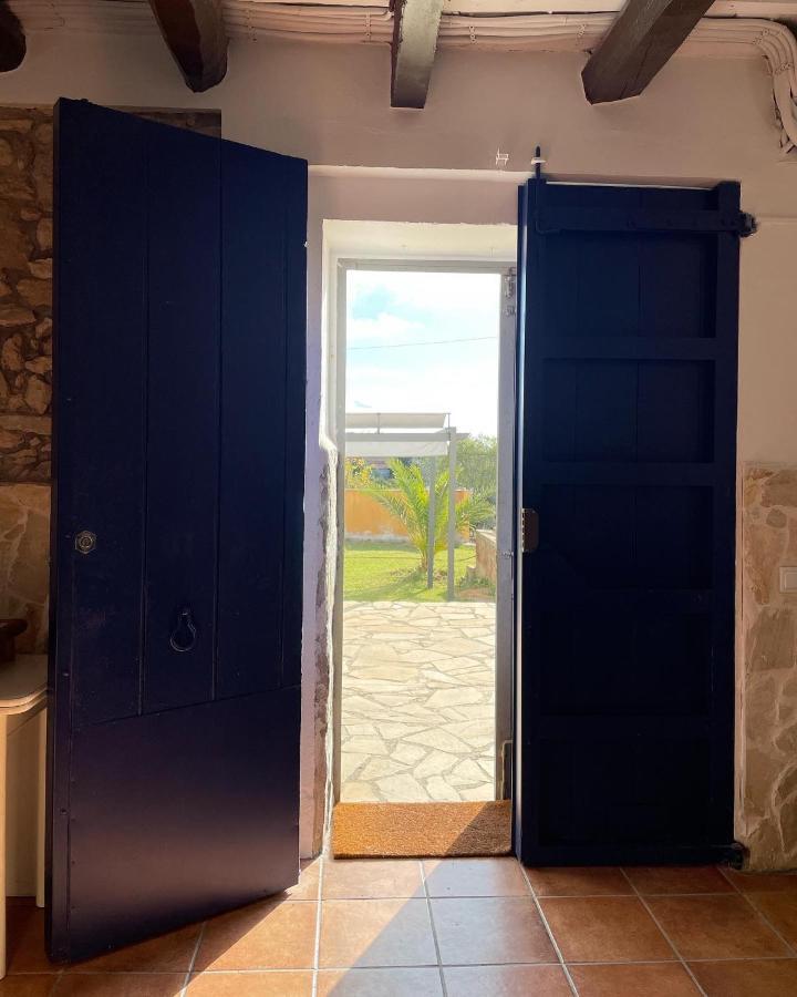 Masia St Salvador 1582 Кубеляс Екстериор снимка